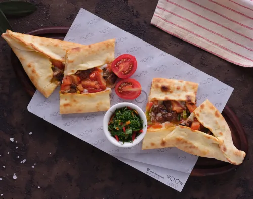Kuşbaşılı Pide