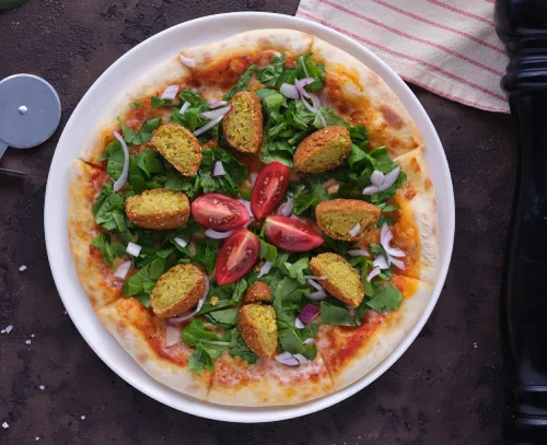 Falafel Pizza